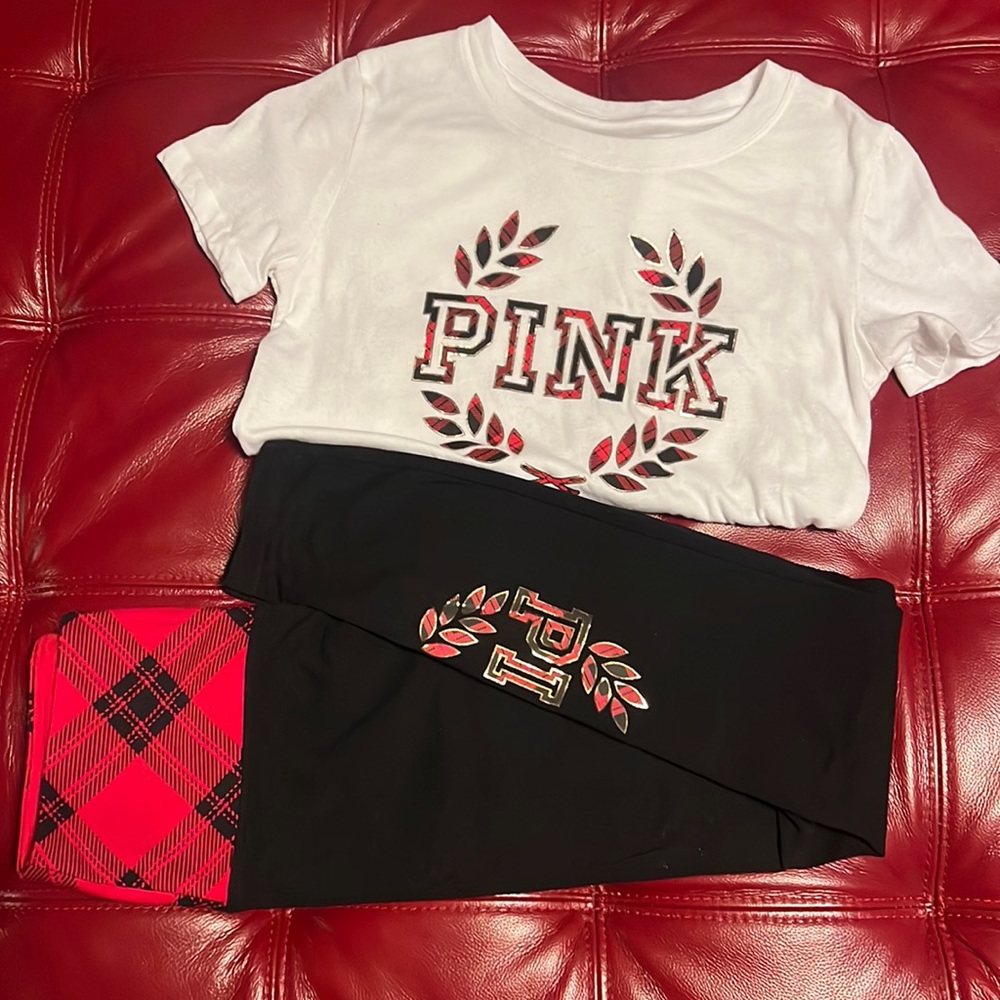 VS PINK Holiday outfit